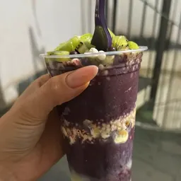 Açaí recebido por Aline